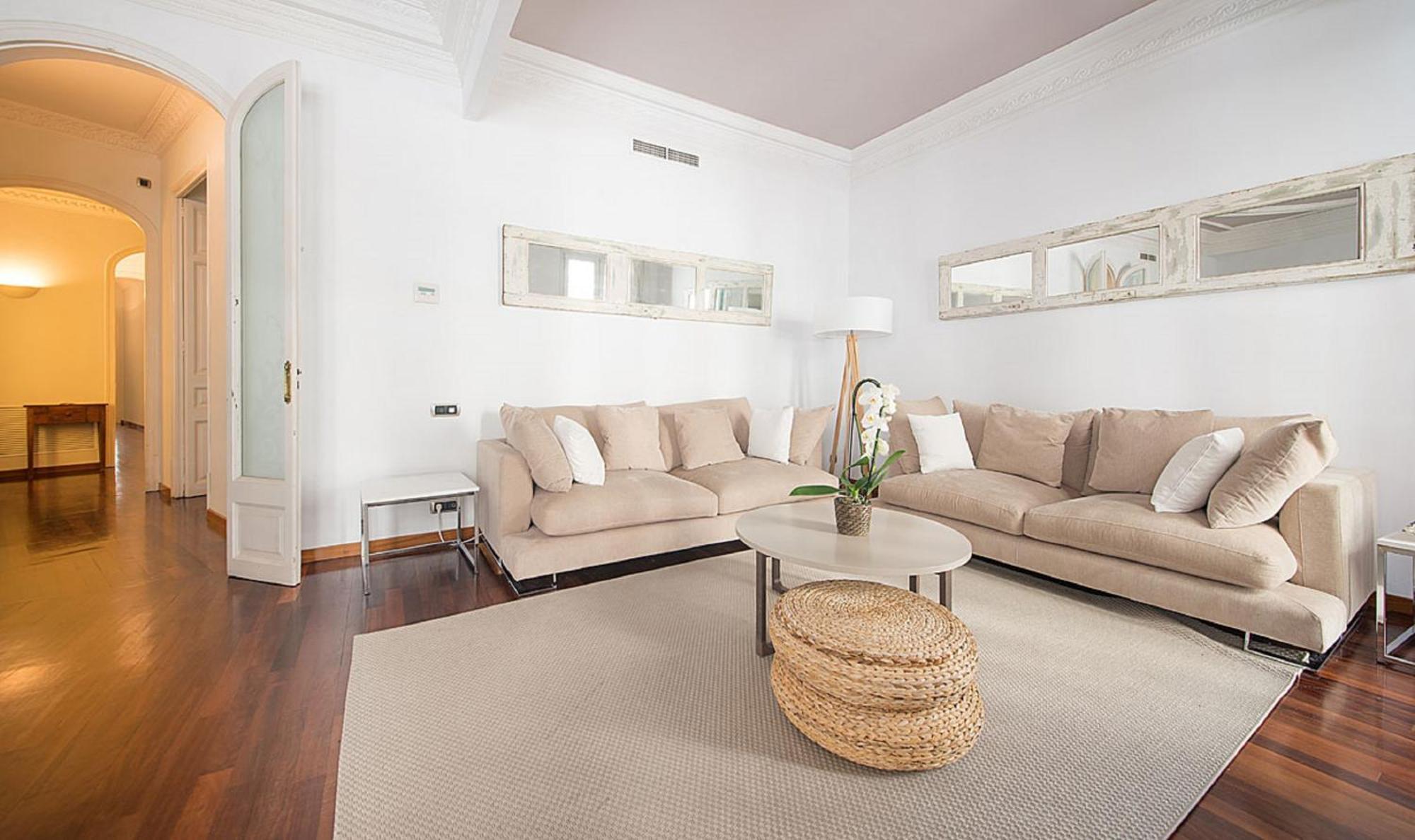 Appartement 4 En Calle Balmes - Stylish *